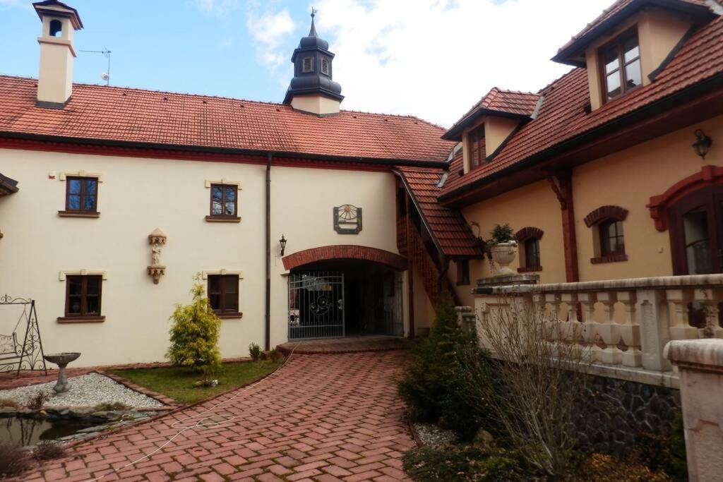 Zamecek Zdiky - Knizeci Apartman Bujanov ภายนอก รูปภาพ