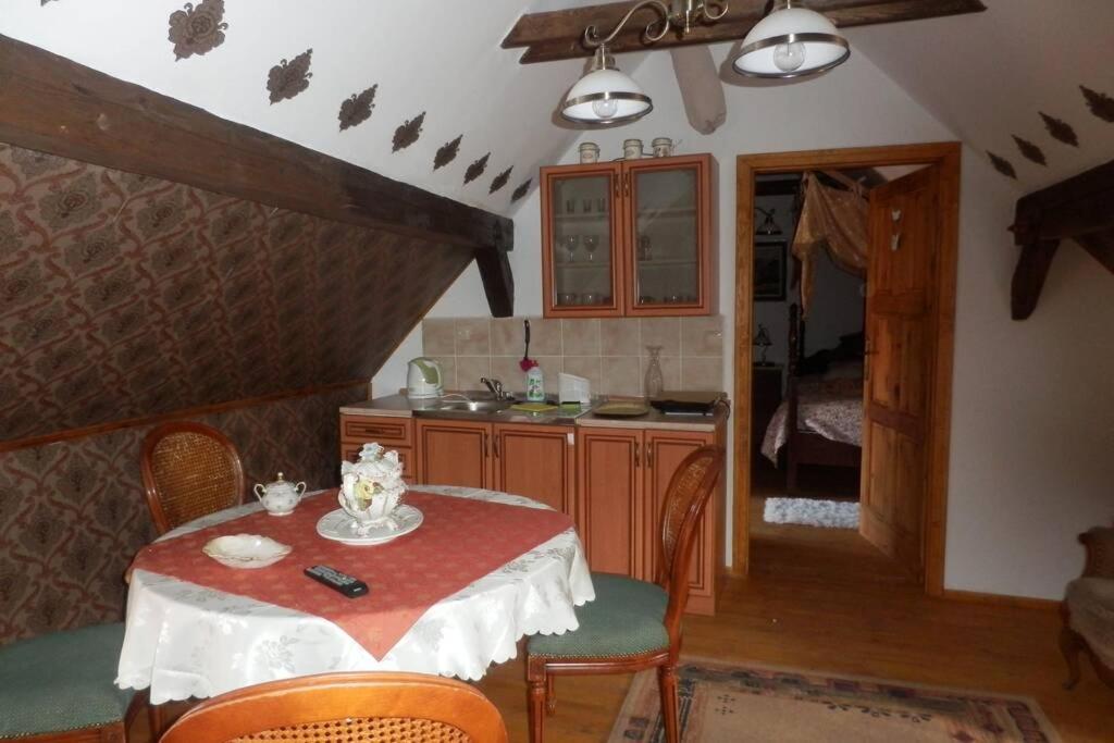 Zamecek Zdiky - Knizeci Apartman Bujanov ภายนอก รูปภาพ